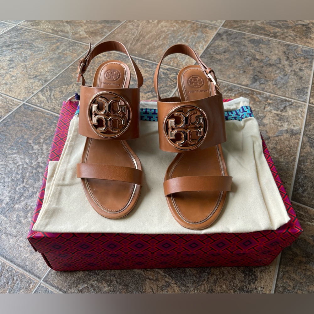 Tory Burch Metal Miller 65MM Wedge Vegan Leather Sandals- Tan/Rose Gold, Women 9